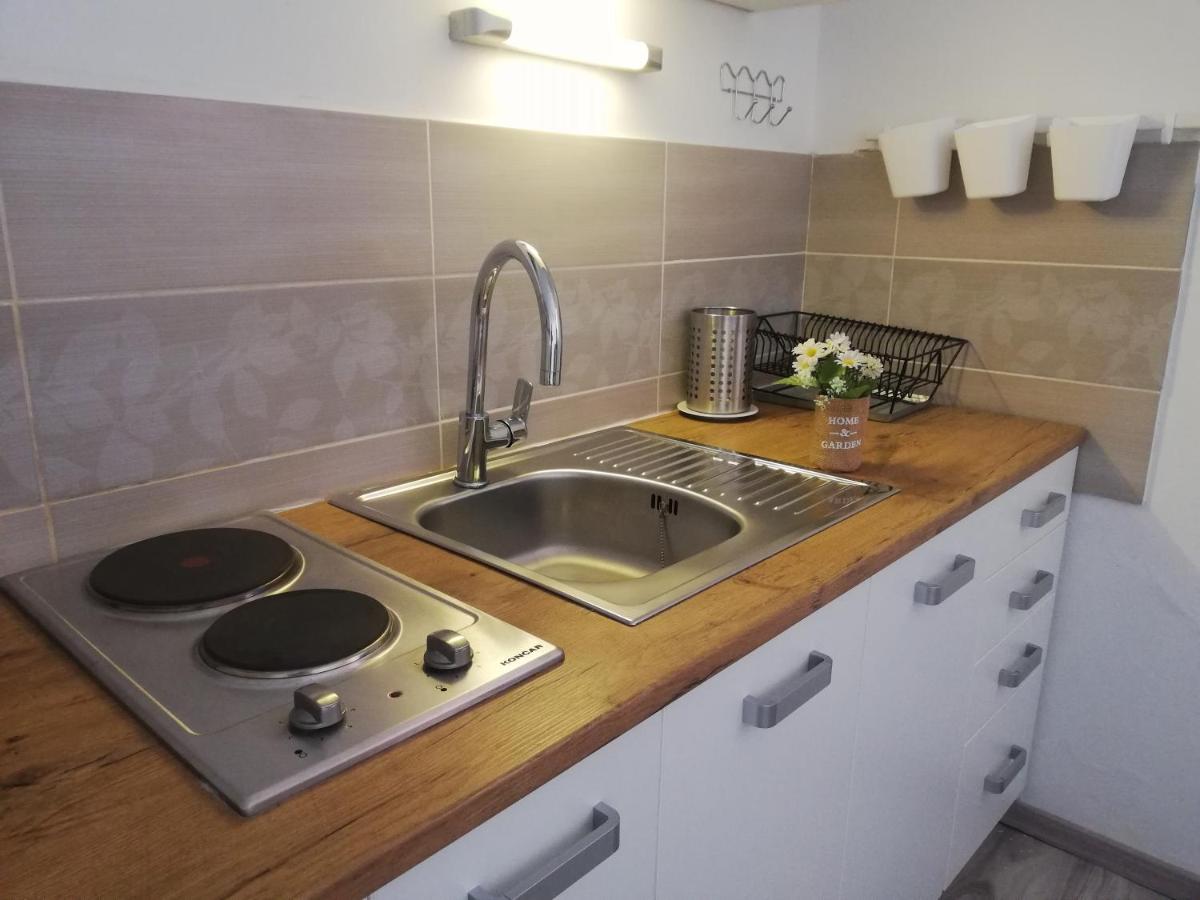 Apartments Lucija Solaris 希贝尼克 外观 照片